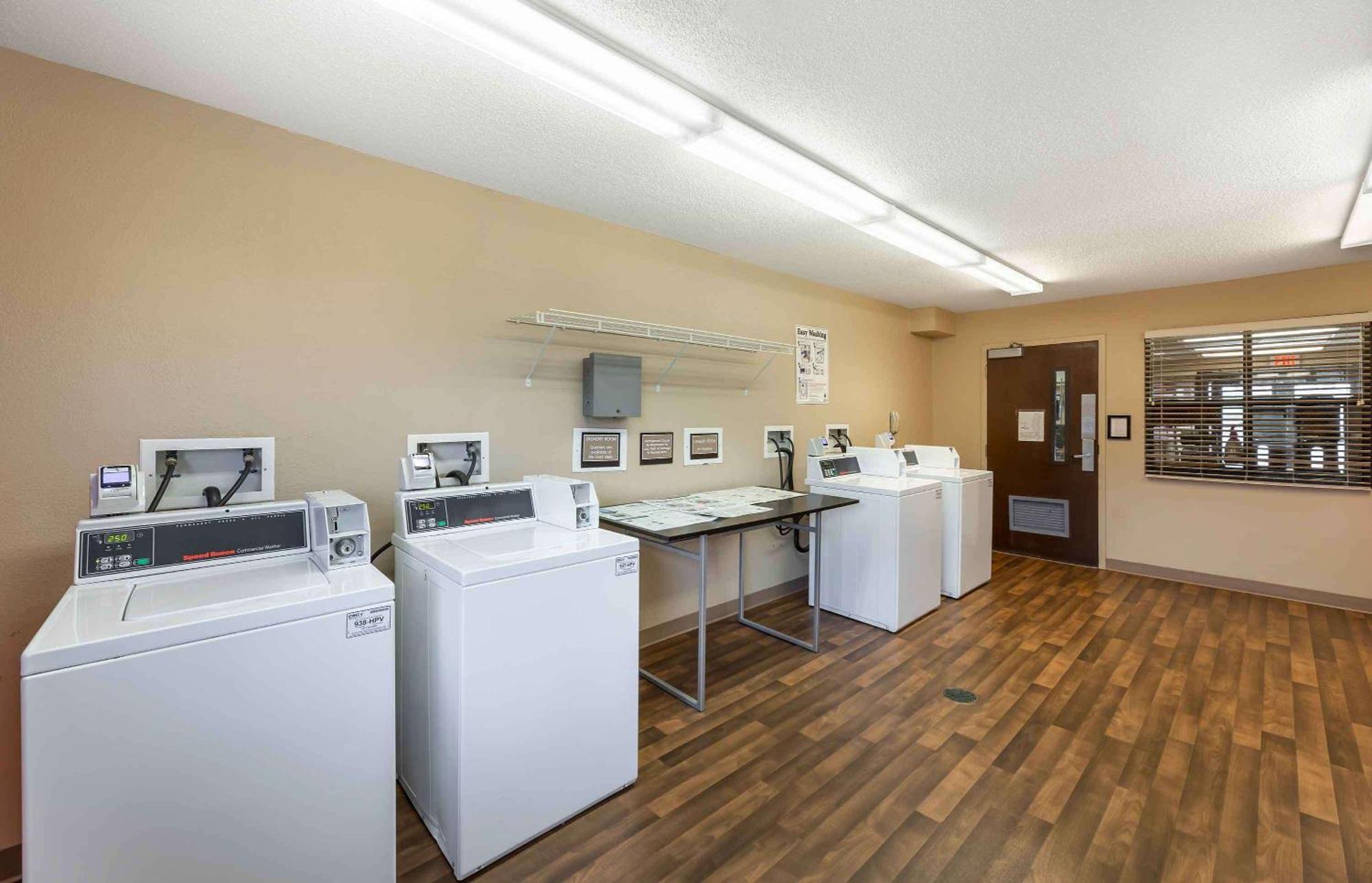 Extended Stay America Suites - Akron - Copley - East Экстерьер фото