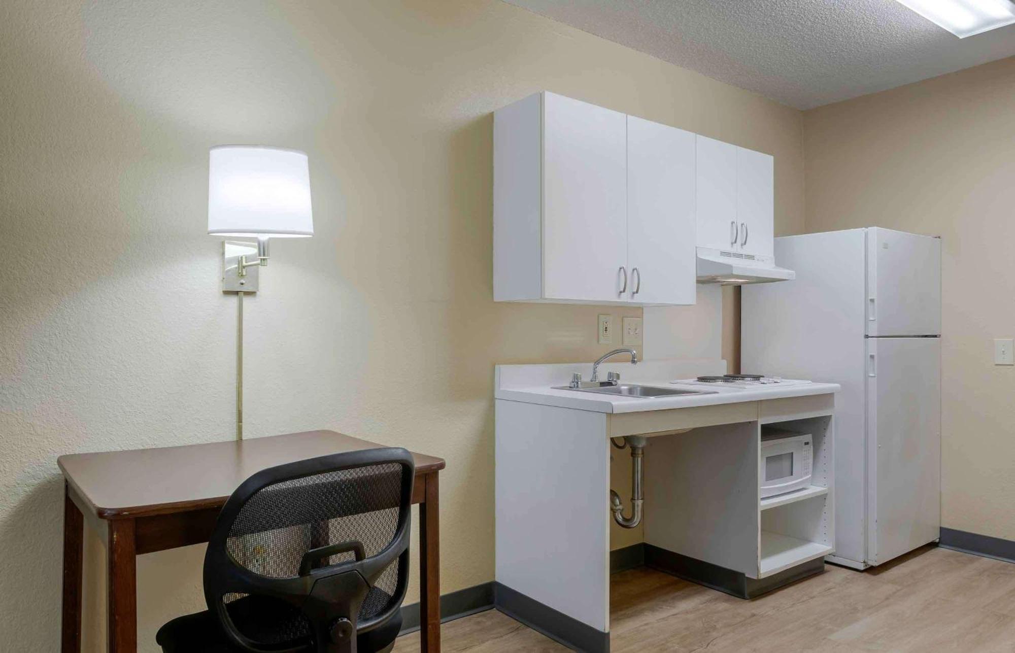 Extended Stay America Suites - Akron - Copley - East Экстерьер фото