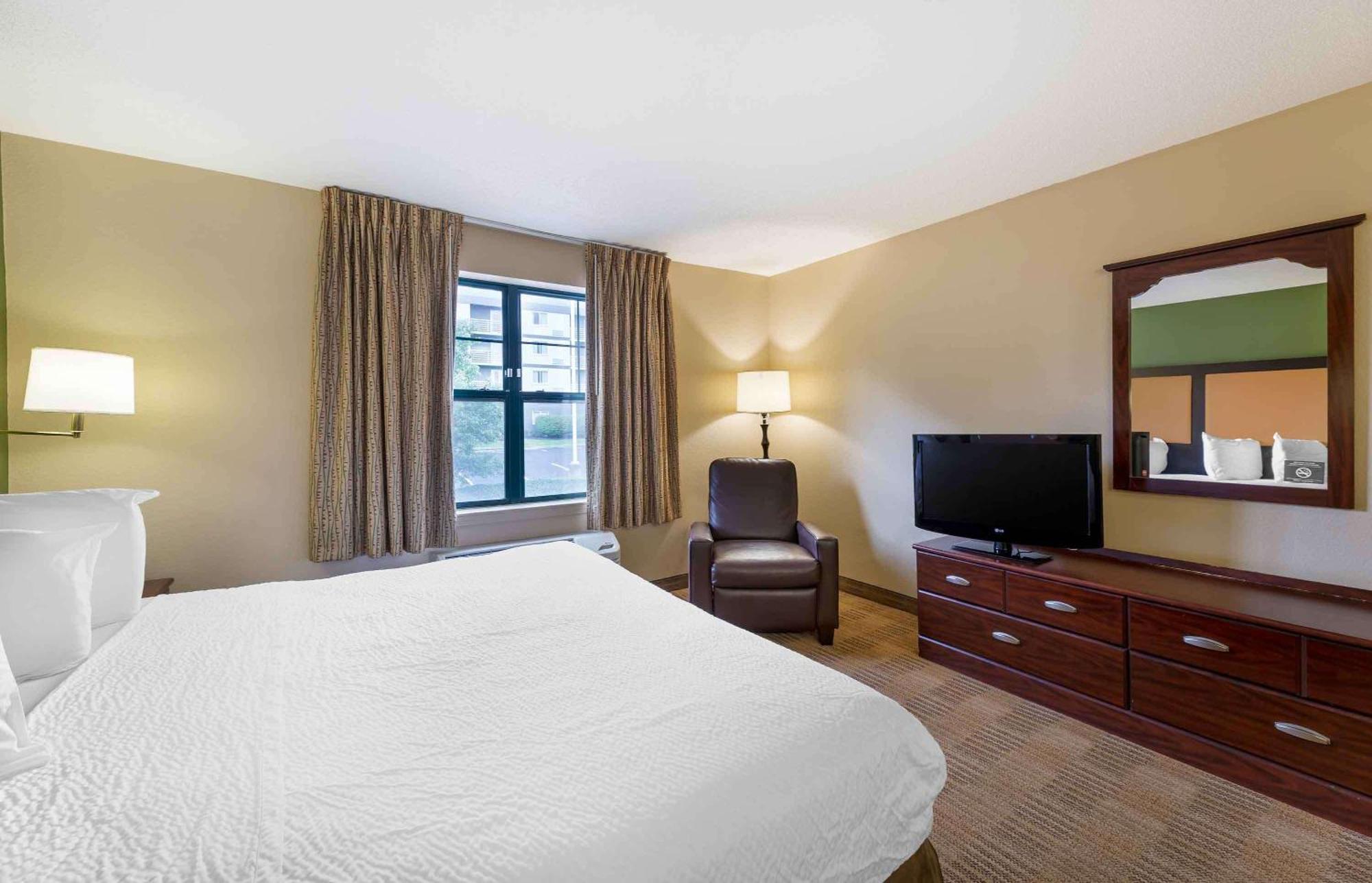 Extended Stay America Suites - Akron - Copley - East Экстерьер фото